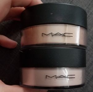 Mac Makeup Iridescent Powder in 2 Colors